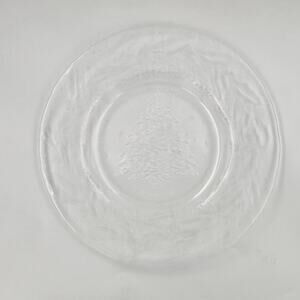 Arcoroc Holly Tree 10.75 Inch Dinner Plate Made of Pressed Crystal Glass